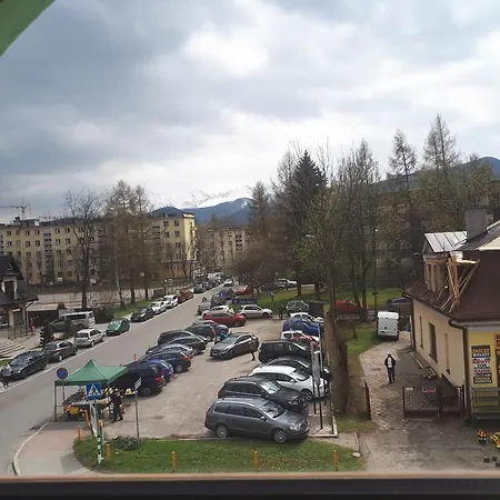 Zielony Dworek Resort *